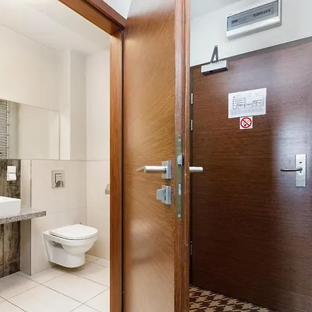 Mezzanine In 5 Star With Swimming Pool By Renters Апарт-отель Колобжег