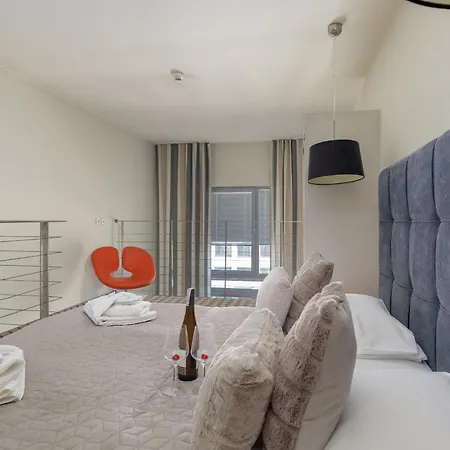 Mezzanine In 5 Star With Swimming Pool By Renters Апарт-отель Колобжег