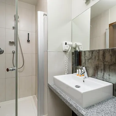 Mezzanine In 5 Star With Swimming Pool By Renters Колобжег