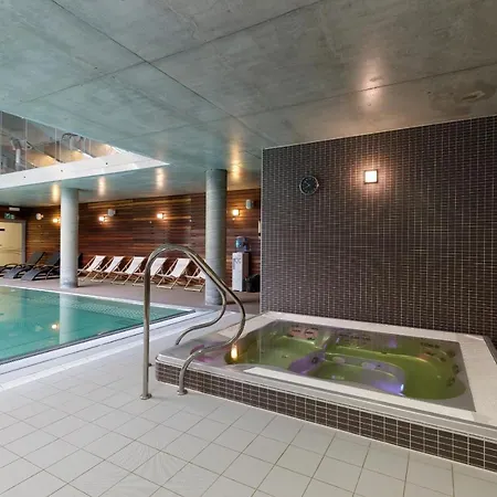 Mezzanine In 5 Star With Swimming Pool By Renters Колобжег