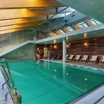 Mezzanine In 5 Star With Swimming Pool By Renters 3* 코워브제크