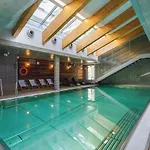 Mezzanine In 5 Star With Swimming Pool By Renters 아파트호텔