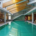 Mezzanine In 5 Star With Swimming Pool By Renters 아파트호텔 3*