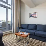 아파트호텔 Mezzanine In 5 Star With Swimming Pool By Renters 3*