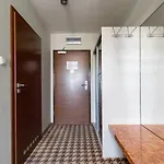 Mezzanine In 5 Star With Swimming Pool By Renters 아파트호텔