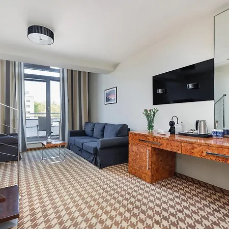 Mezzanine In 5 Star With Swimming Pool By Renters Kolberg