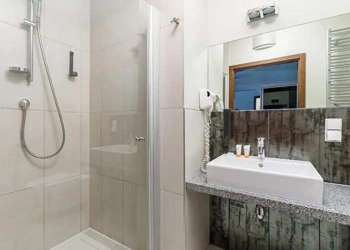 Mezzanine In 5 Star With Swimming Pool By Renters Hotel apartamentowy