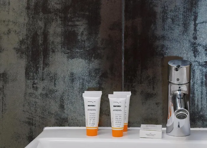 Mezzanine In 5 Star With Swimming Pool By Renters Hotel apartamentowy