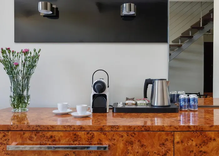 Mezzanine In 5 Star With Swimming Pool By Renters