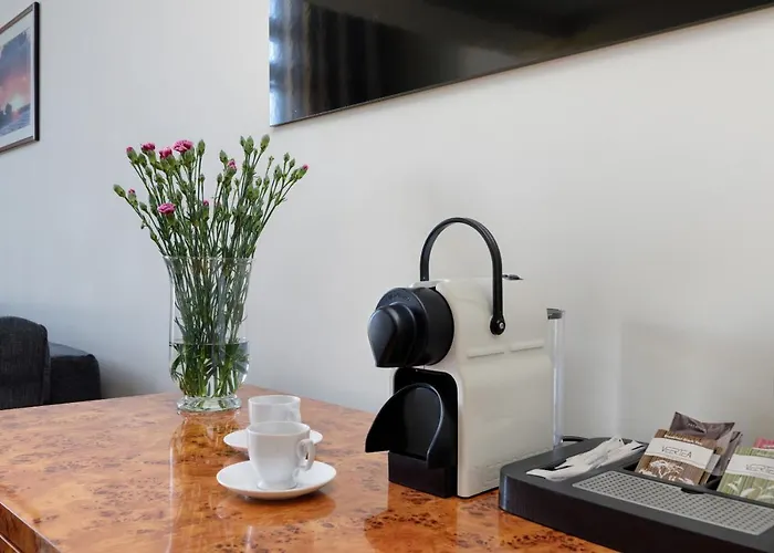 Mezzanine In 5 Star With Swimming Pool By Renters Hotel apartamentowy