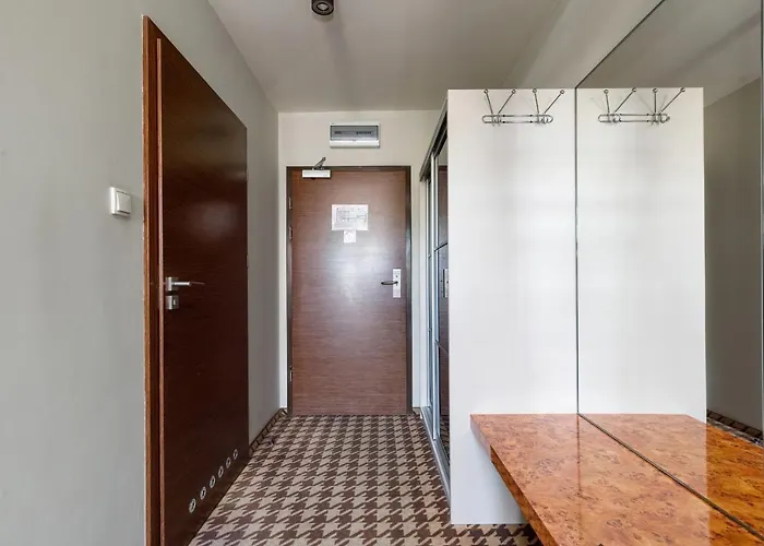 Mezzanine In 5 Star With Swimming Pool By Renters Hotel apartamentowy